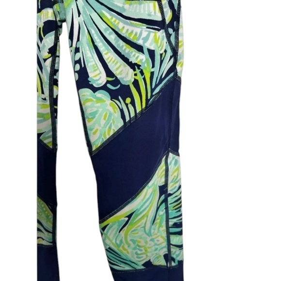 Excellent condition size xxs Lilly Pulitzer crop leggings - Picture 3 of 5